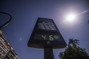 Termômetro de rua registra 46º Celsius em janeiro, no Rio