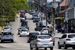  Será montado um esquema especial de trânsito em Jundiaí para bloqueio e operação dos desvios das áreas de desfile de blocos carnavalescos