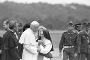 Irmã Dulce junto de João Paulo II