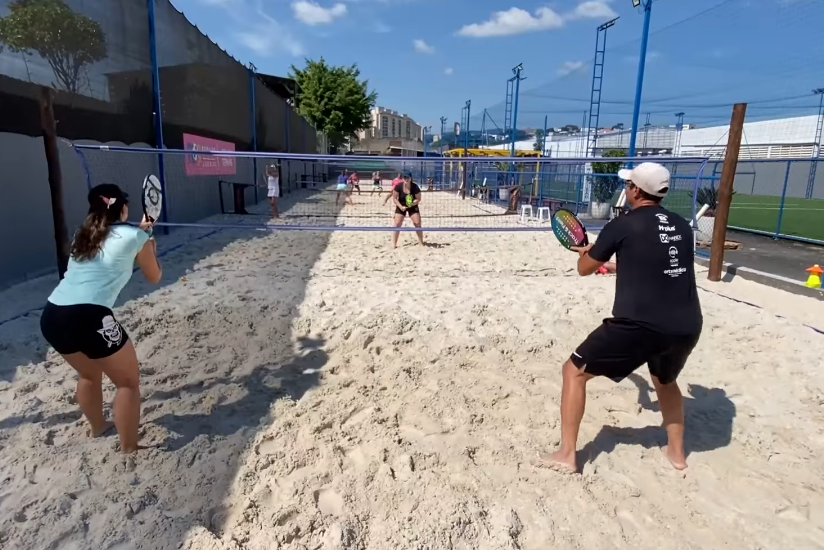 Tudo sobre beach tennis, o esporte que virou febre em Florianópolis - NSC  Total