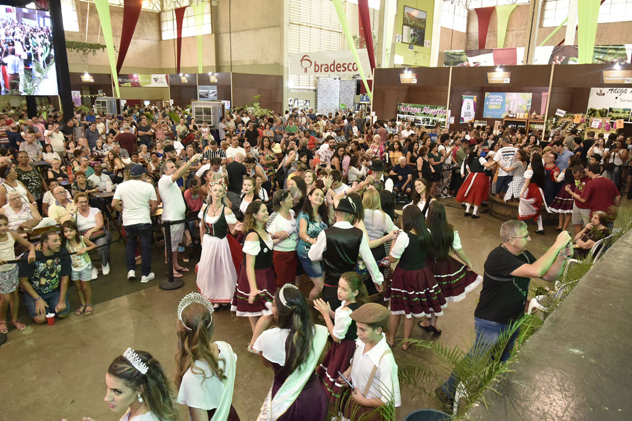 Festa Da Uva 2023 Ter Quatro Finais De Semana Not cias